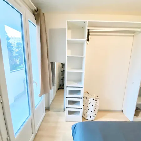 Privee Dans Partage - - Proche Tram C - Wifi - Ref P1 تالينس